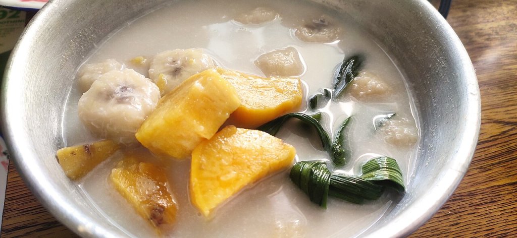 12 Rekomendasi Menu Takjil Buka Puasa yang Praktis & Enak 14 kolak pisang